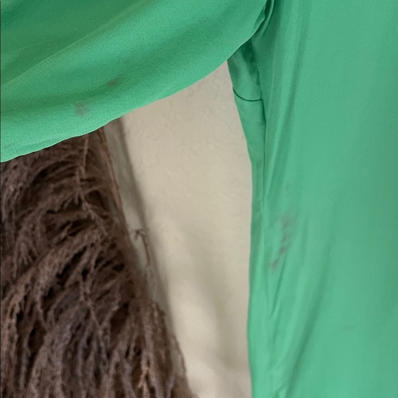 St. John sport vintage silk stretch green button blouse - Picture 11 of 12